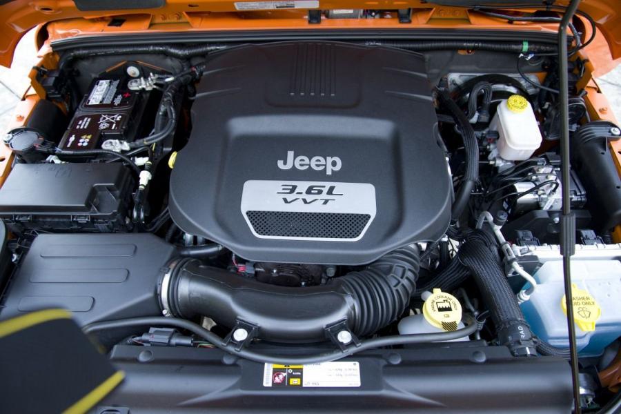  Jeep Wrangler Unlimited Rubicon 4X4 2013 года  (фото 9 из 22)